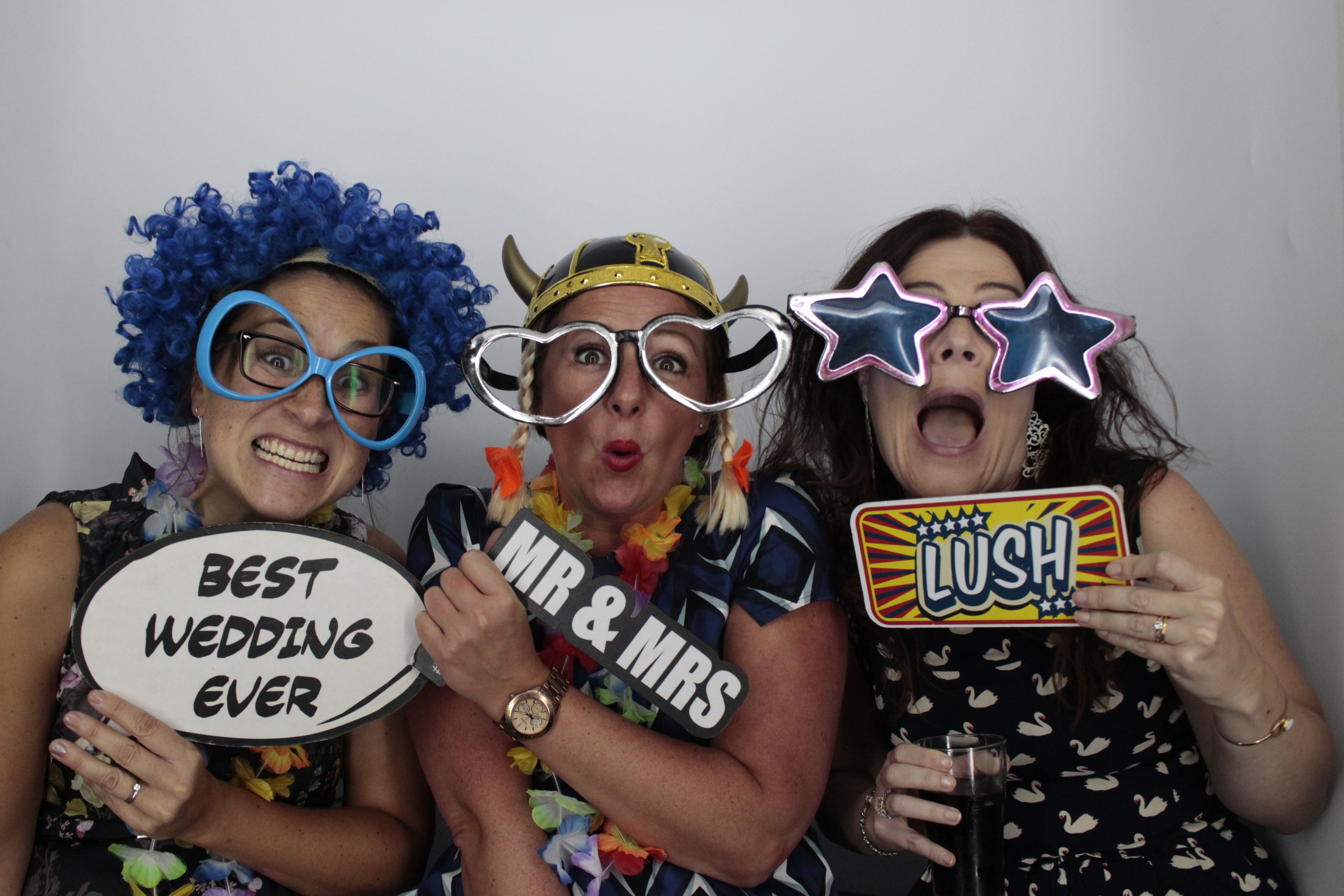 Andrew and Lynsey's Wedding | View more photos from the event at gallery.myphotoboothexperience.co.uk/u/MyPhotoBoothExperienceLtd/Andrew-and-Lynseys-Wedding